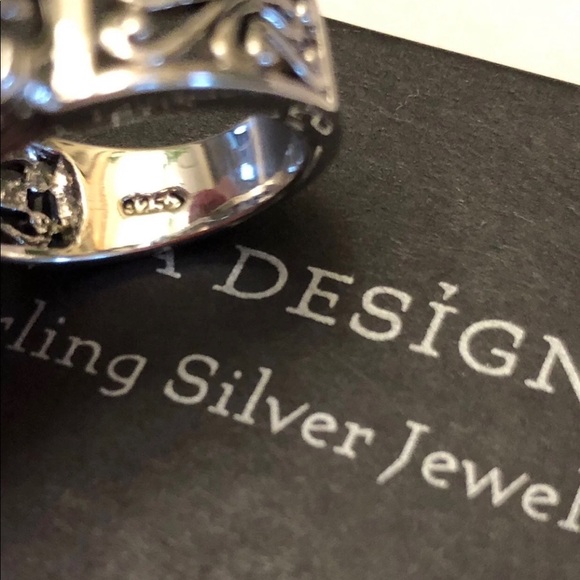 Silpada ‘Uptown’ Cubic Zirconia Sterling Ring R0981 - Picture 10 of 12